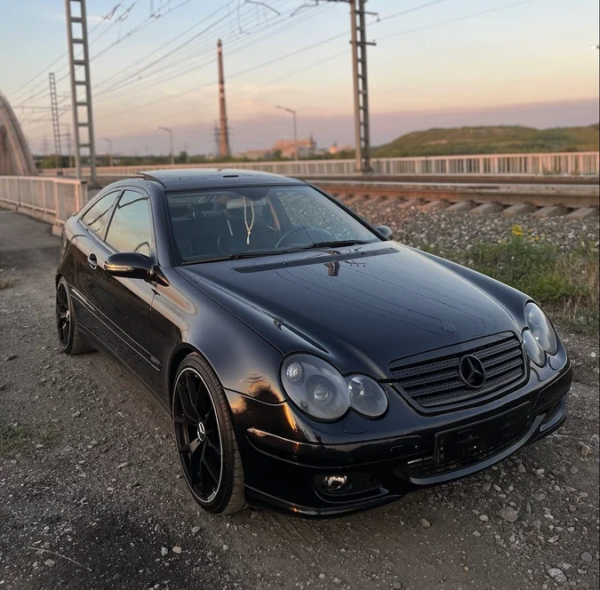 Frontlykter Mercedes Cl203 C-Class 00-04 Svart – bilde 2 av 2