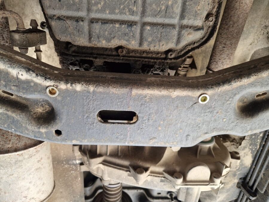 Stål Girkassedeksel Jeep Cherokee - KJ 2001-2008 – bilde 5 av 6
