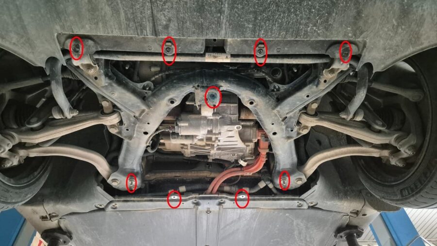 Frontdeksel for elmotor Tesla Model Y AWD 2020-2024 – bilde 4 av 6