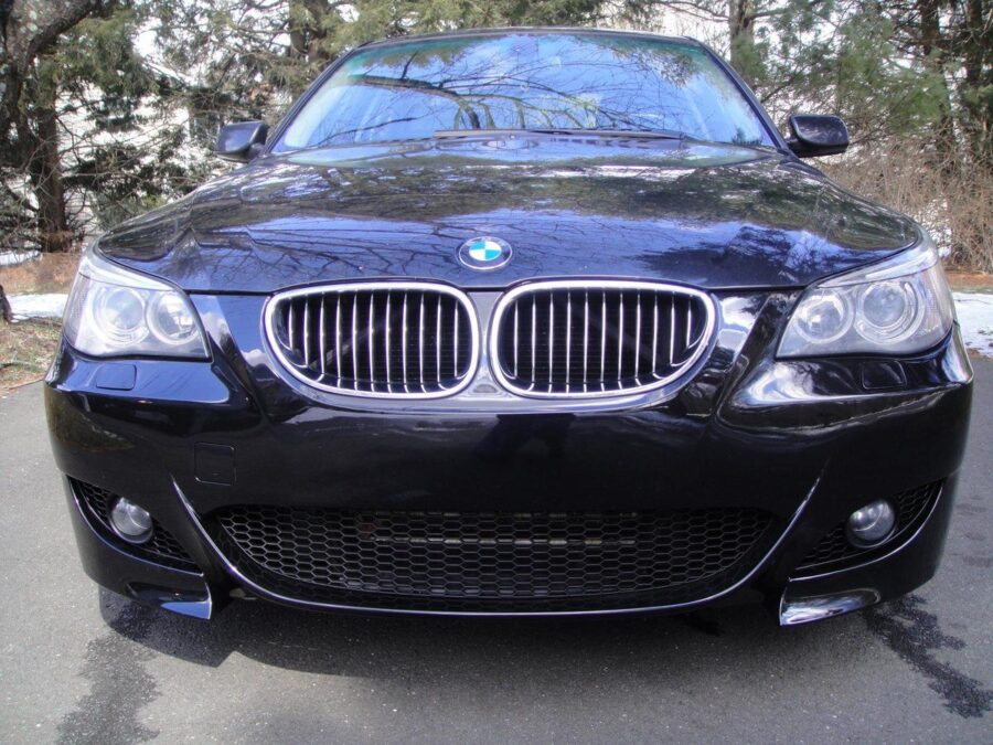 Frontfanger BMW E60 / E61 03-10 M5 Style – bilde 3 av 3