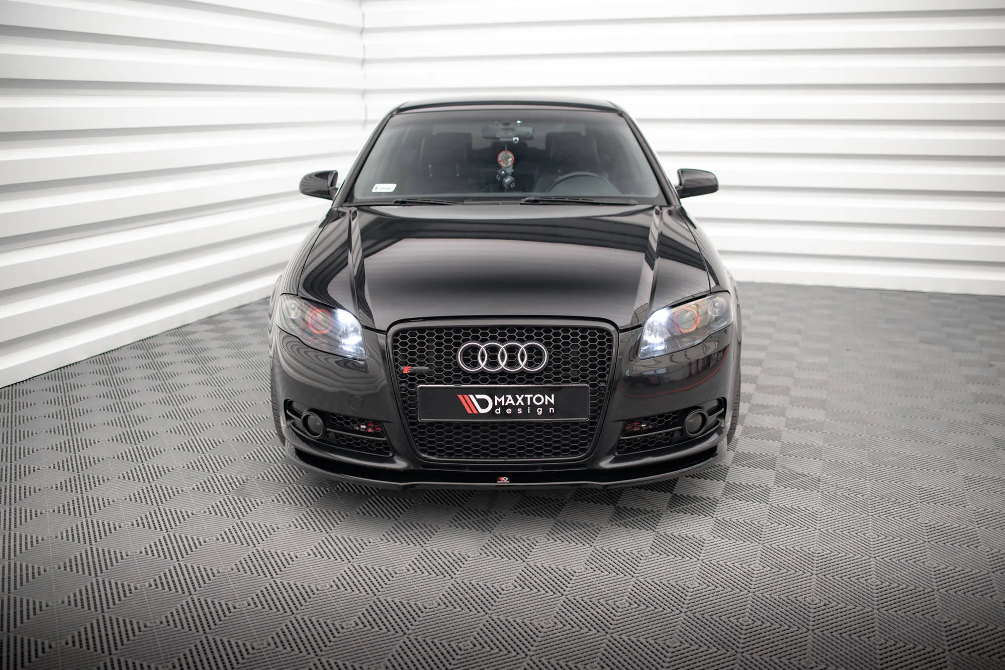 Frontleppe Audi A4 S-Line B7 - Bilde 2