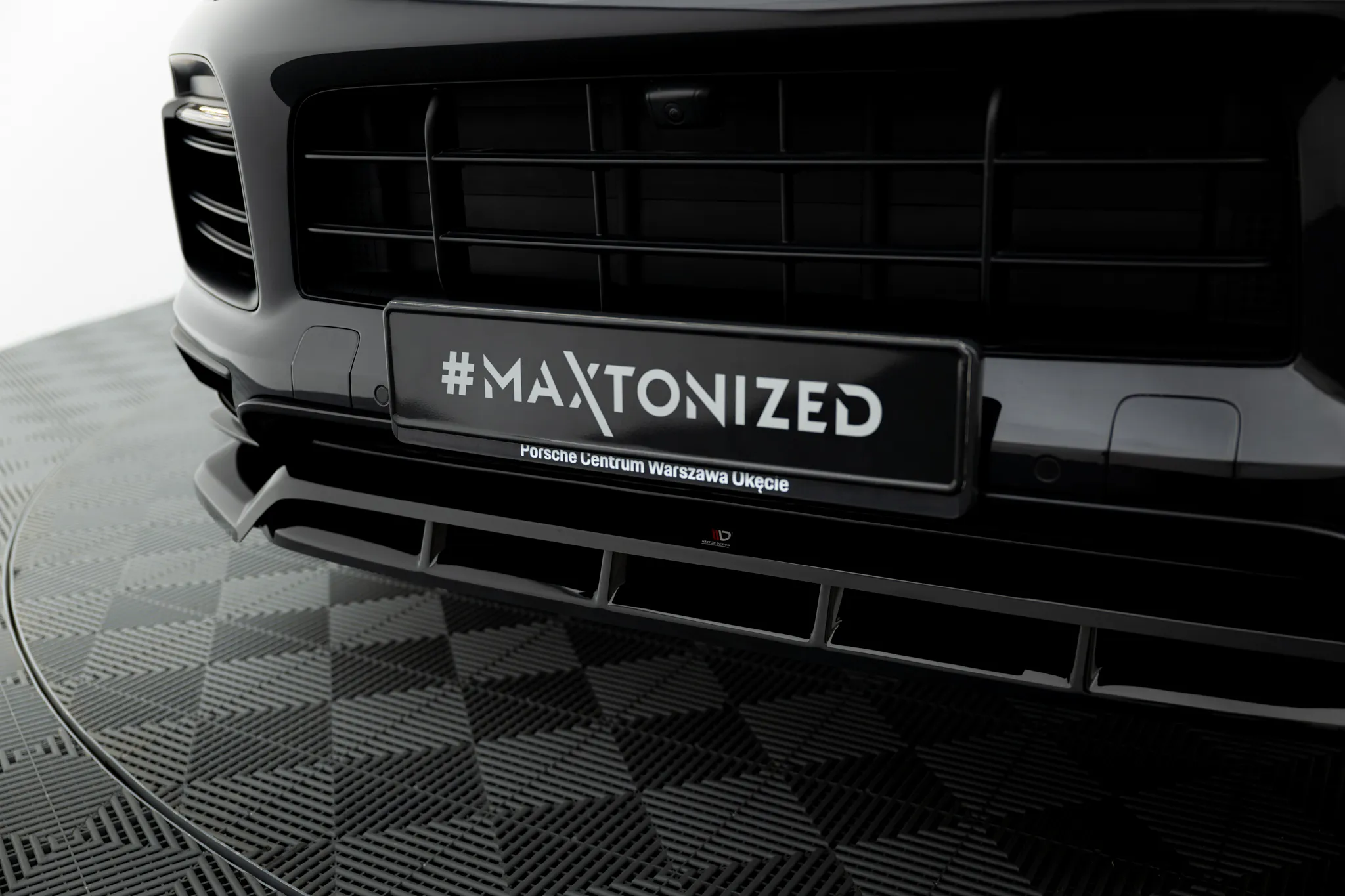 Frontleppe Porsche Cayenne Sport Design Mk3 - Bilde 3