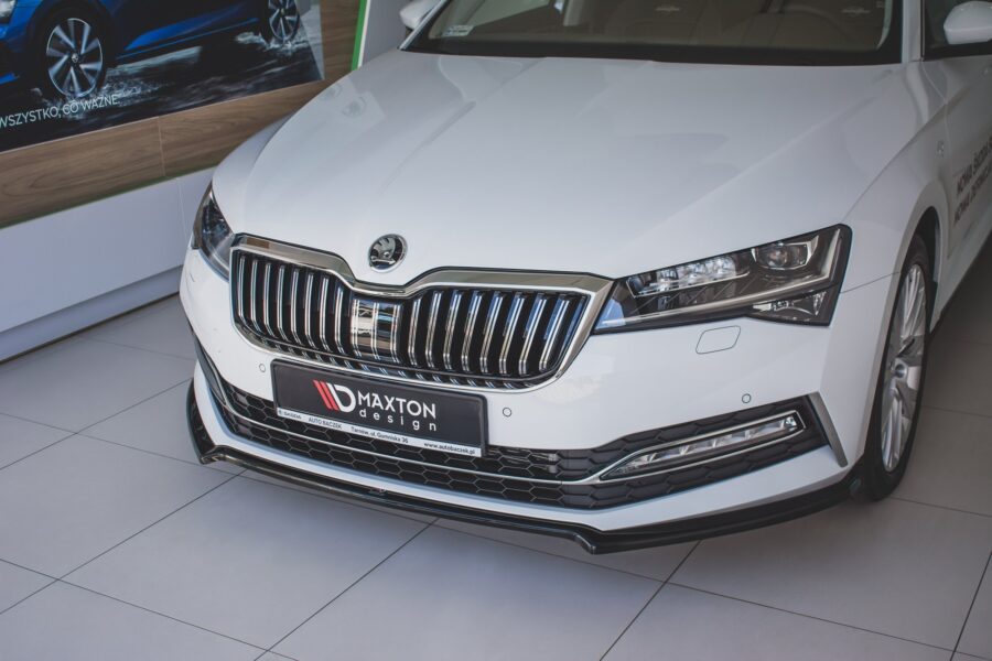 Frontleppe Skoda Superb Liftback / Combi Mk3 Facelift V.1 – bilde 1 av 7