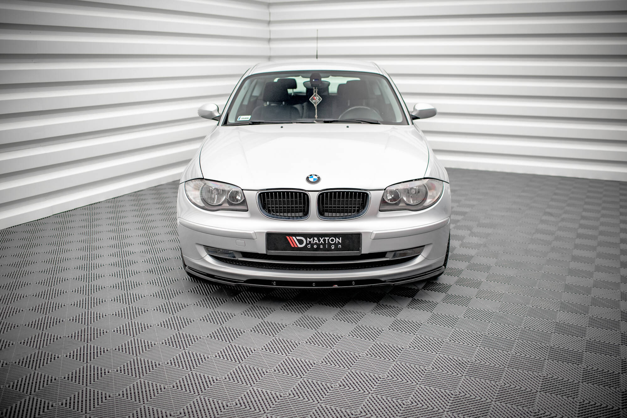 Frontleppe V.2 BMW 1 E81 Facelift - Bilde 2