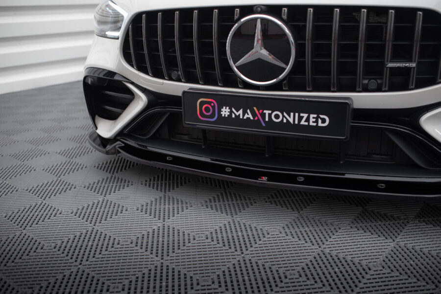 Frontleppe Mercedes-AMG GT 43 4 Door Coupe V8 Styling Package V.2 – bilde 3 av 5