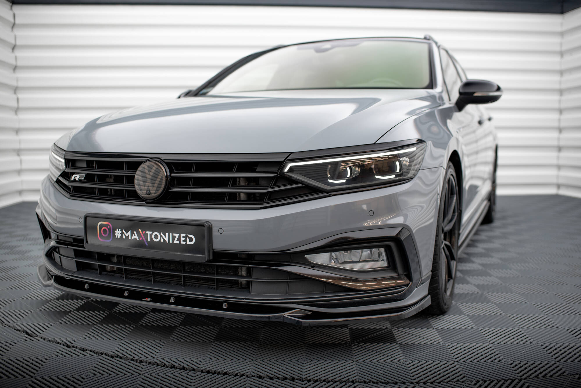 Frontleppe V.2 Volkswagen Passat R-Line B8 Facelift