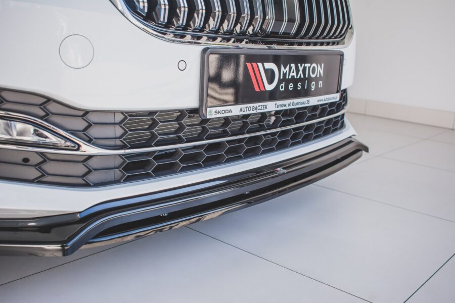 Frontleppe Skoda Superb Liftback / Combi Mk3 Facelift V.3 – bilde 2 av 7