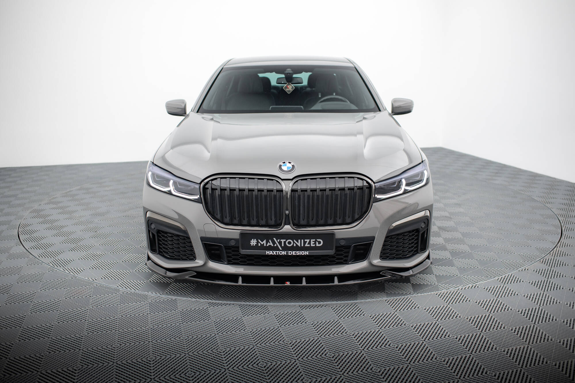 Frontleppe V.5 BMW 7 M-Pack G11 / G12 Facelift - Bilde 2