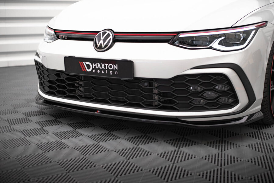 Frontleppe V.7 Volkswagen Golf GTI / GTE / GTD / R-Line Mk8 – bilde 1 av 5