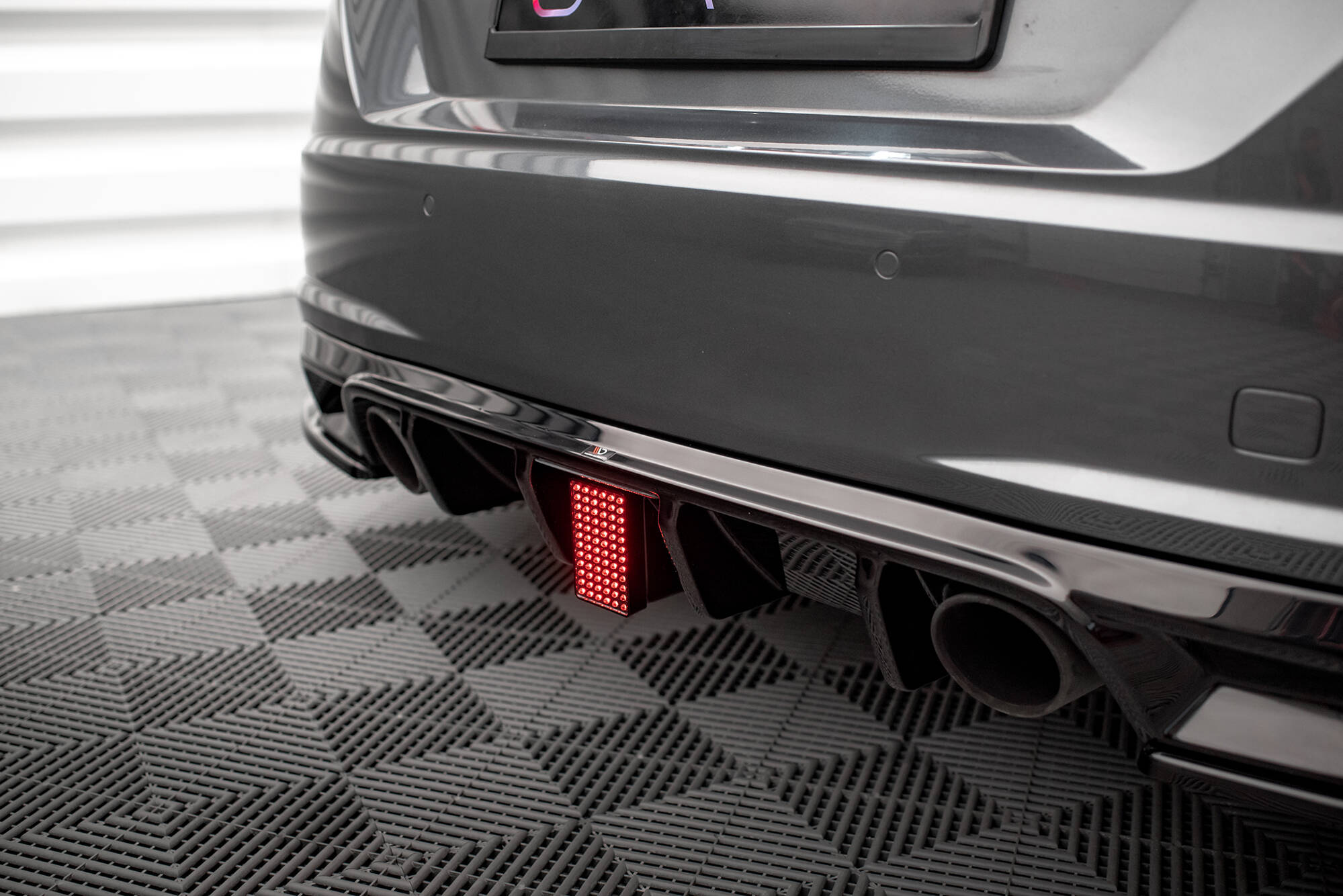 LED-lys Stop Audi TT S-Line 8S - Bilde 2