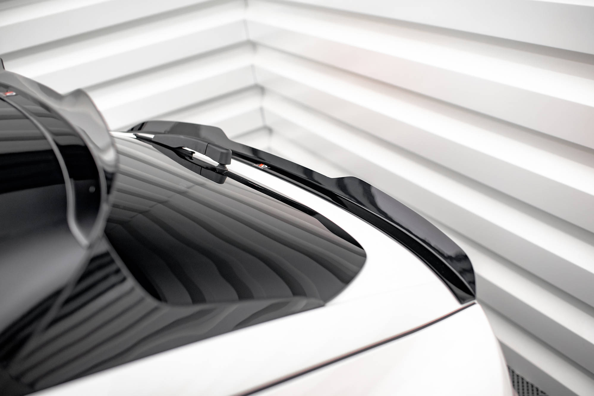 Nedre spoiler Ford Mustang Mach-E Mk1 - Bilde 3