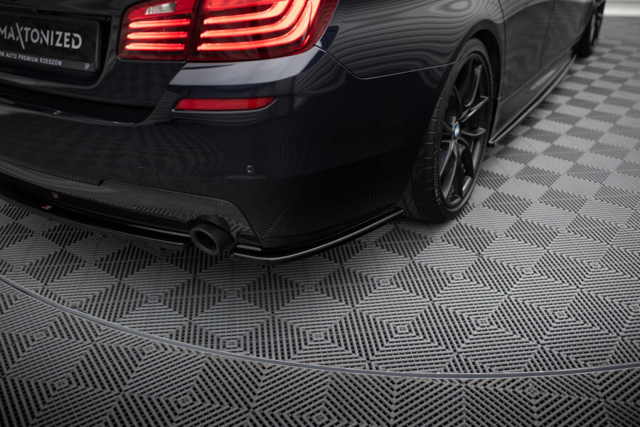Bakre Flaps BMW 5 F11 M-Pack (2 enkle eksosrør) – bilde 1 av 5