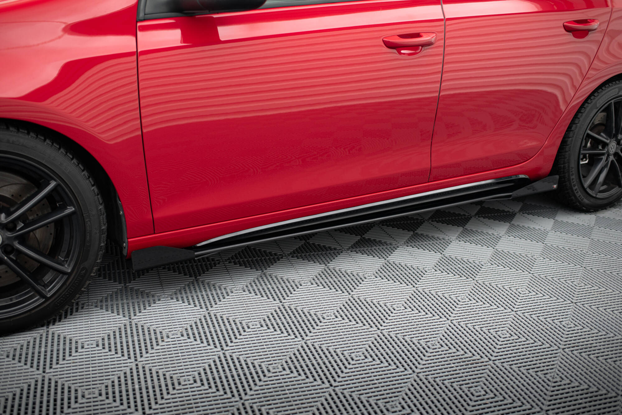 Sideskjørt Street Pro Med Flaps Volkswagen Golf GTI MK6 - Bilde 3