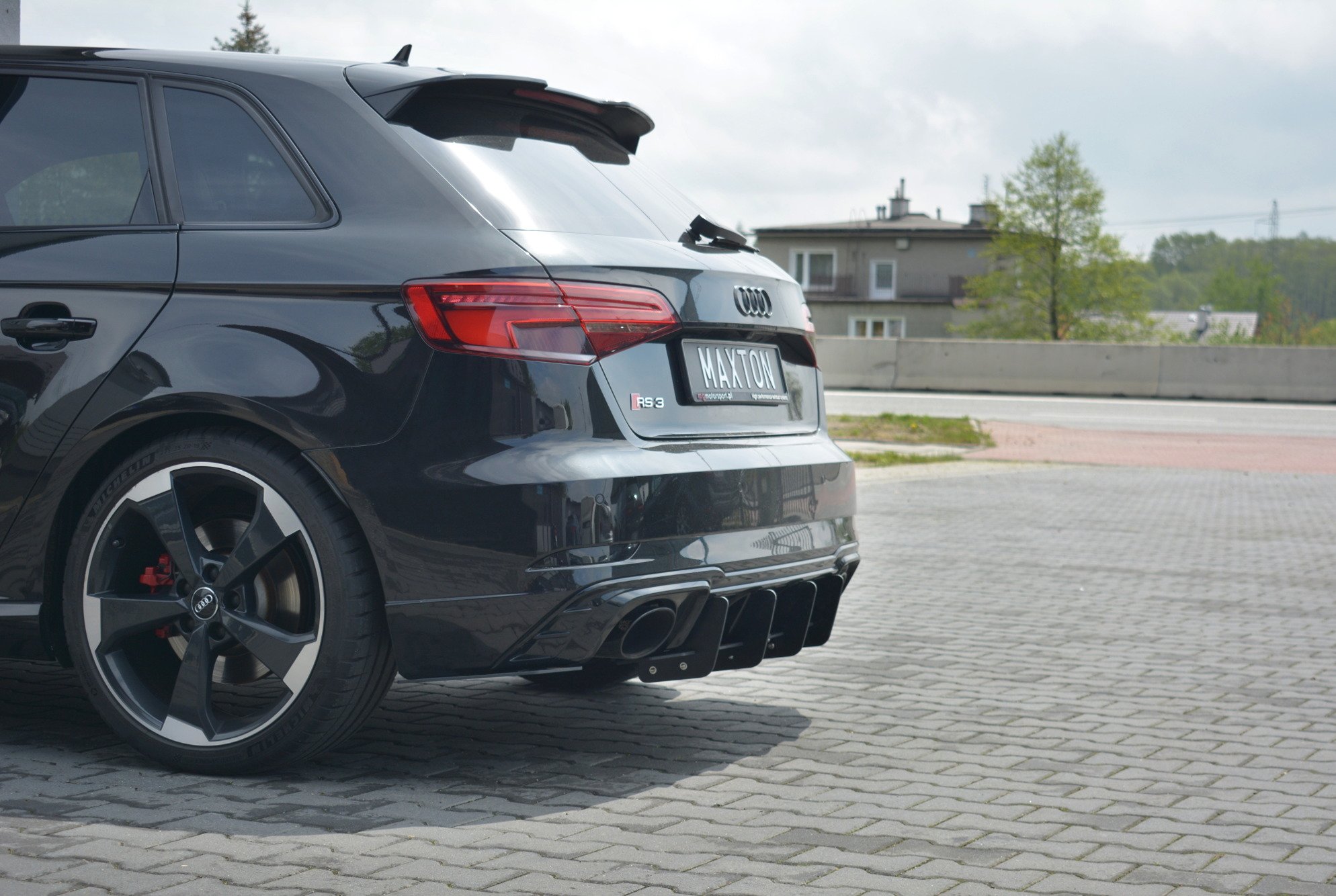 Diffuser V.1 Audi RS3 8V FL Sportback
