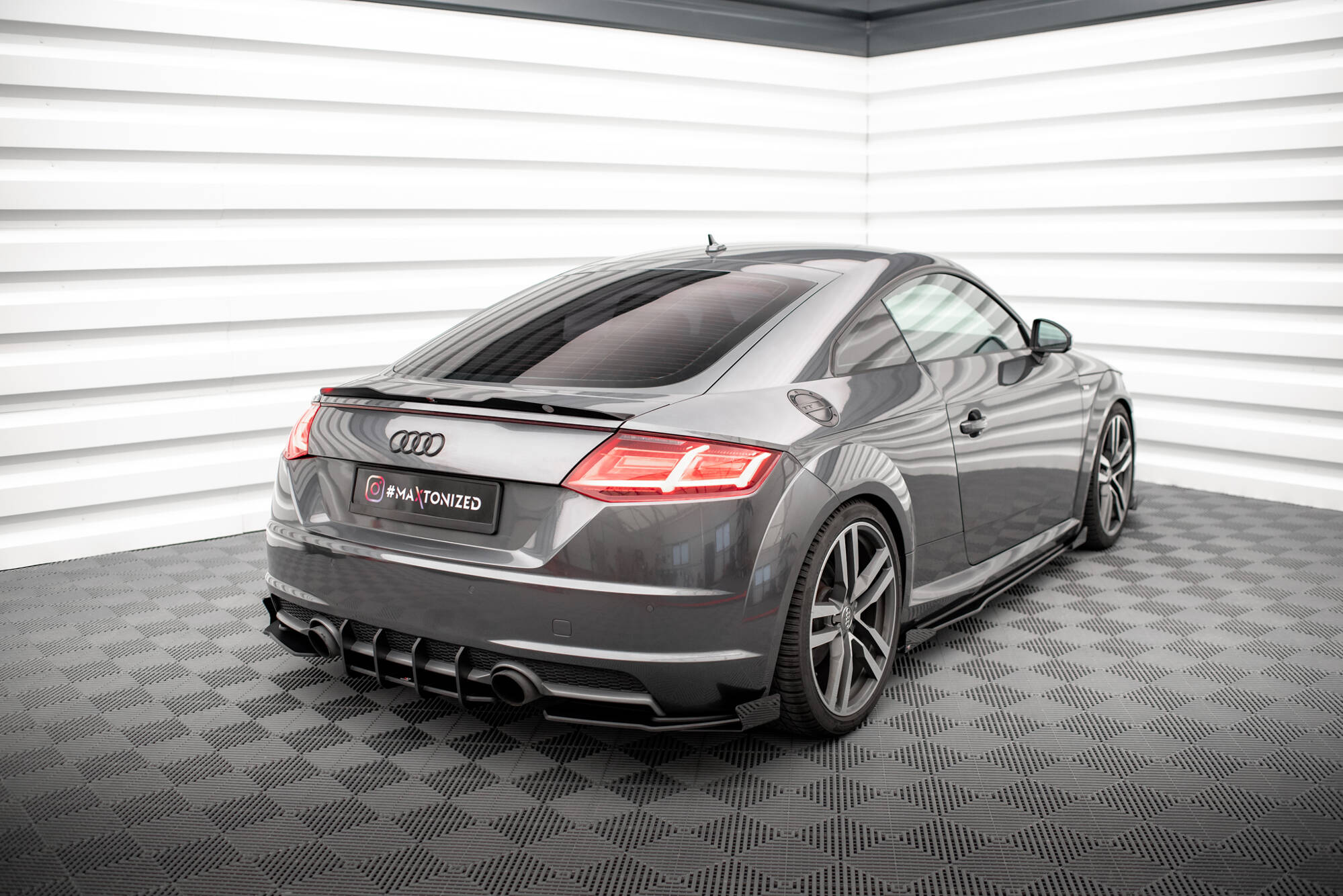 Bakre Flaps Audi TT S-Line 8S - Bilde 2