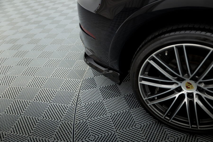 Bakre Flaps Porsche Cayenne Sport Design Mk3 – bilde 1 av 4