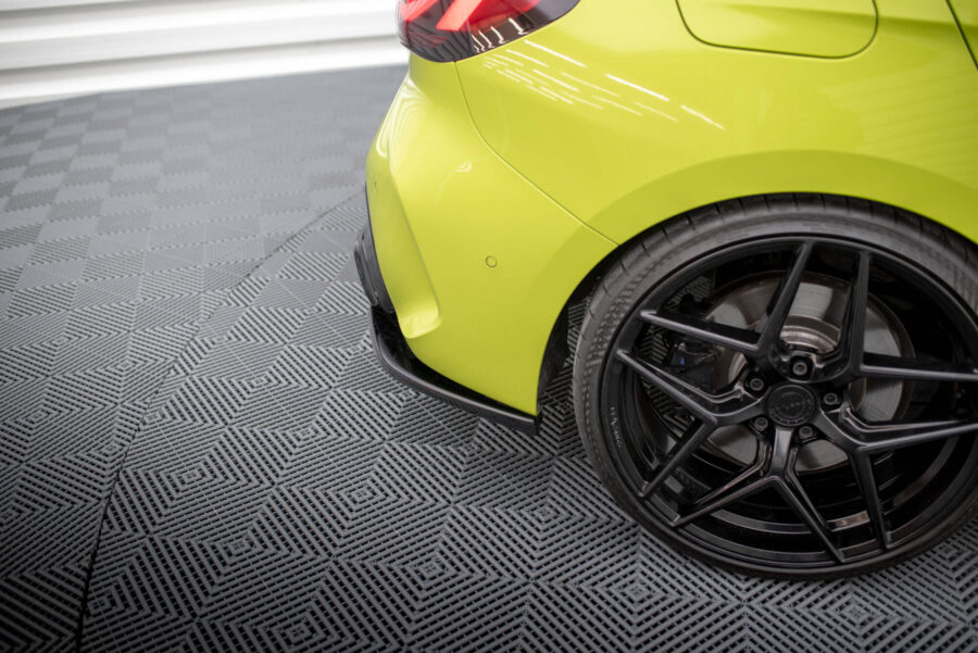 Bakre Flaps V.10 (Med splitter V.2) BMW 1 M-Pack / M135i / 128ti F40 – bilde 3 av 5