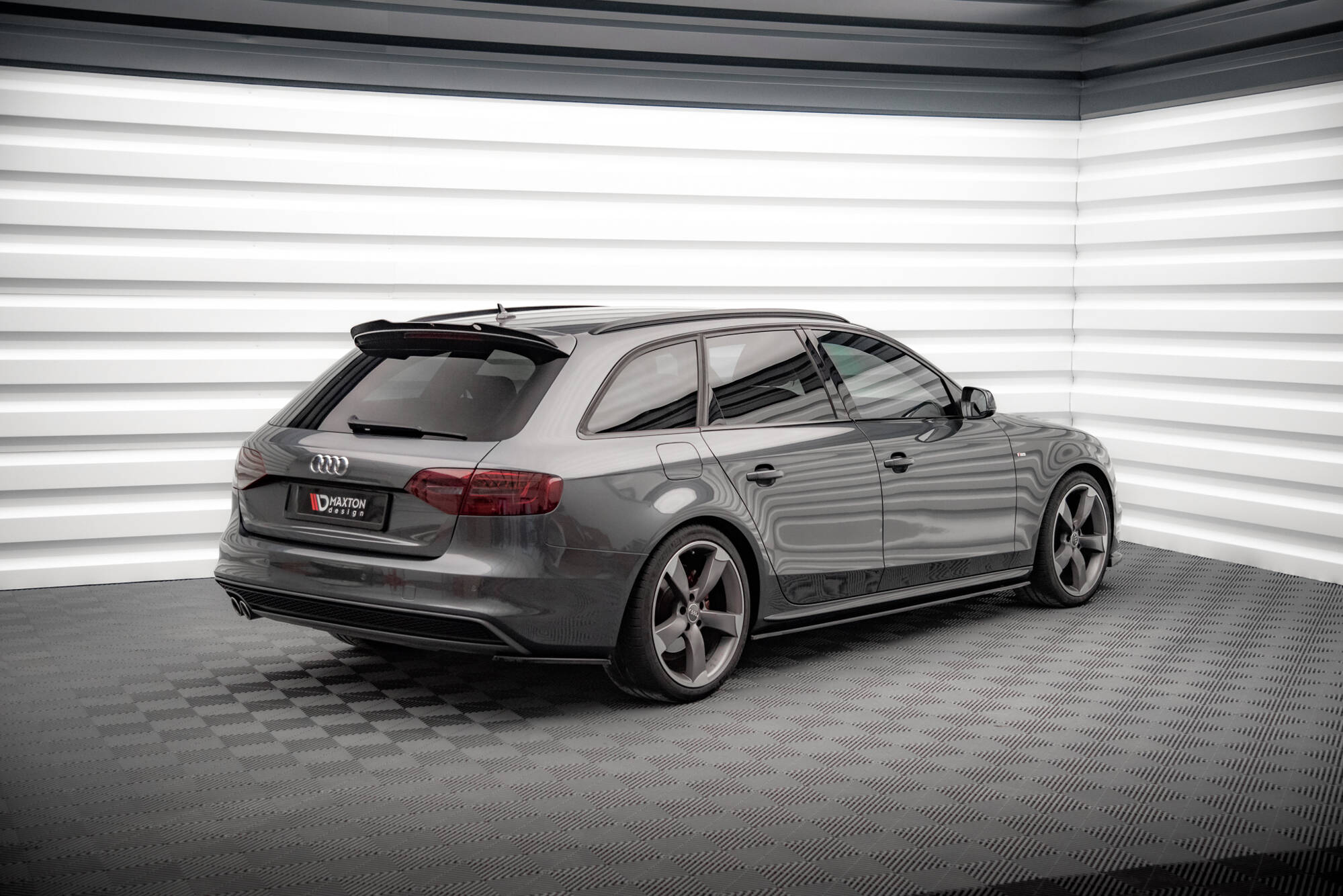 Bakre Flaps V.2 Audi A4 S-Line Avant B8 Facelift - Bilde 2