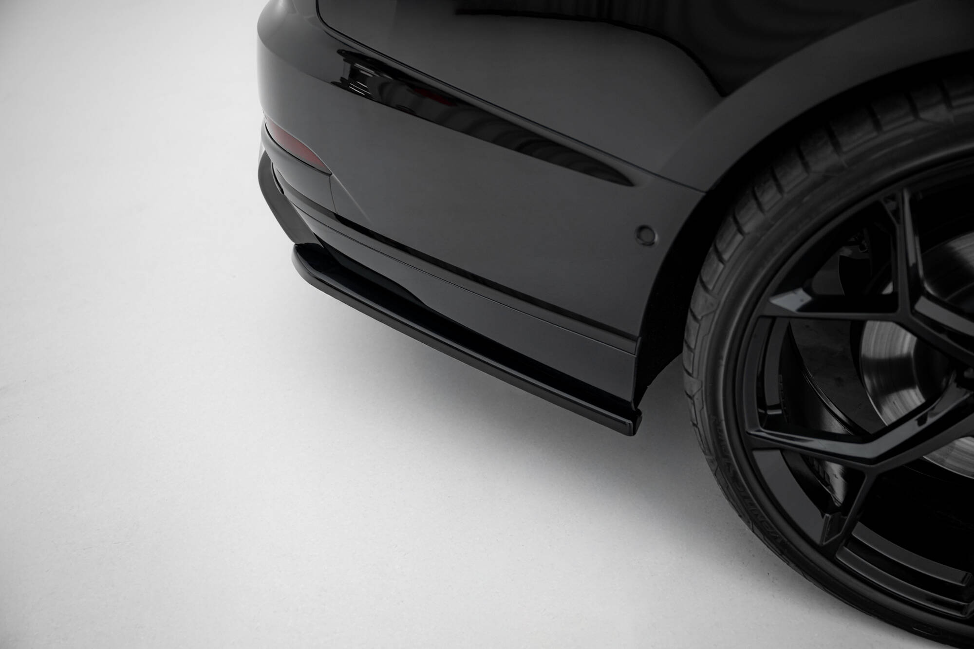 Bakre Flaps V.2 Audi S8 D5 - Bilde 4