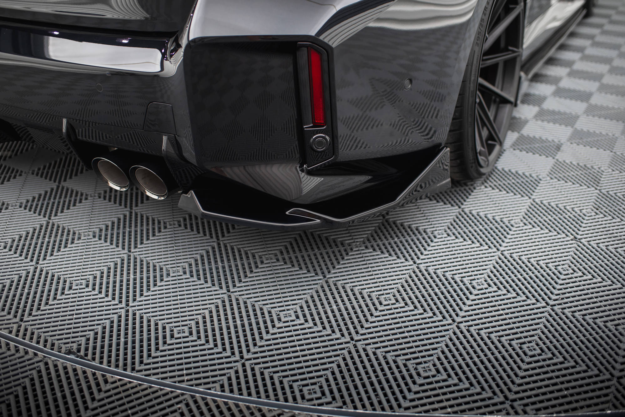 Bakre Flaps V.2 BMW M2 G87