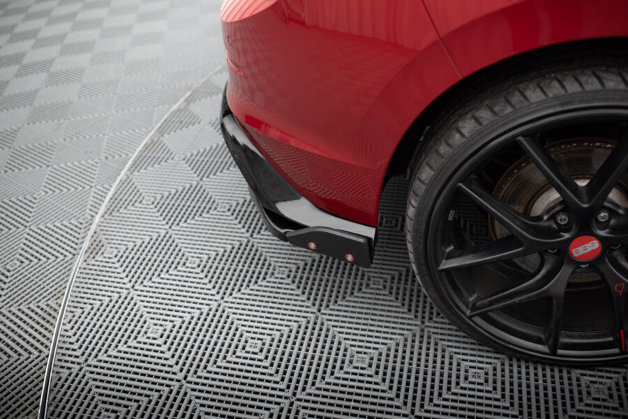 Bakre Flaps V.2 Med Flaps Volkswagen Golf GTI / GTE Mk8 – bilde 6 av 8
