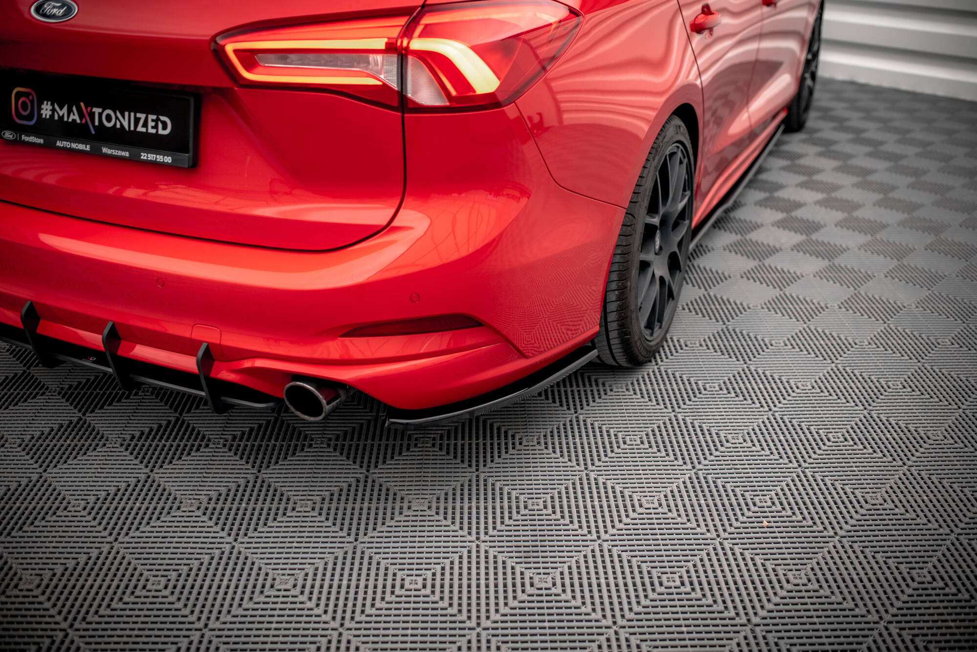 Bakre Flaps V.5 Ford Focus Estate ST Mk4