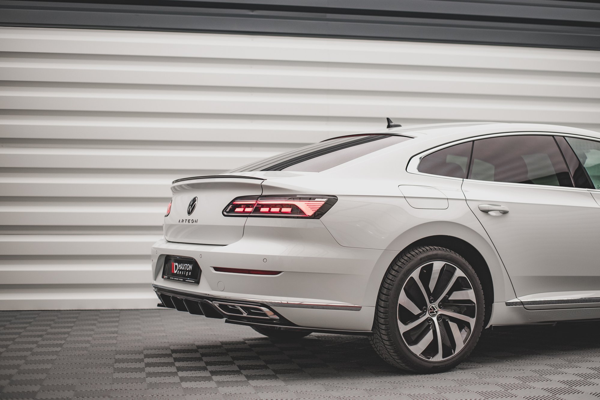 Bakre Flaps Volkswagen Arteon R-Line Facelift - Bilde 2