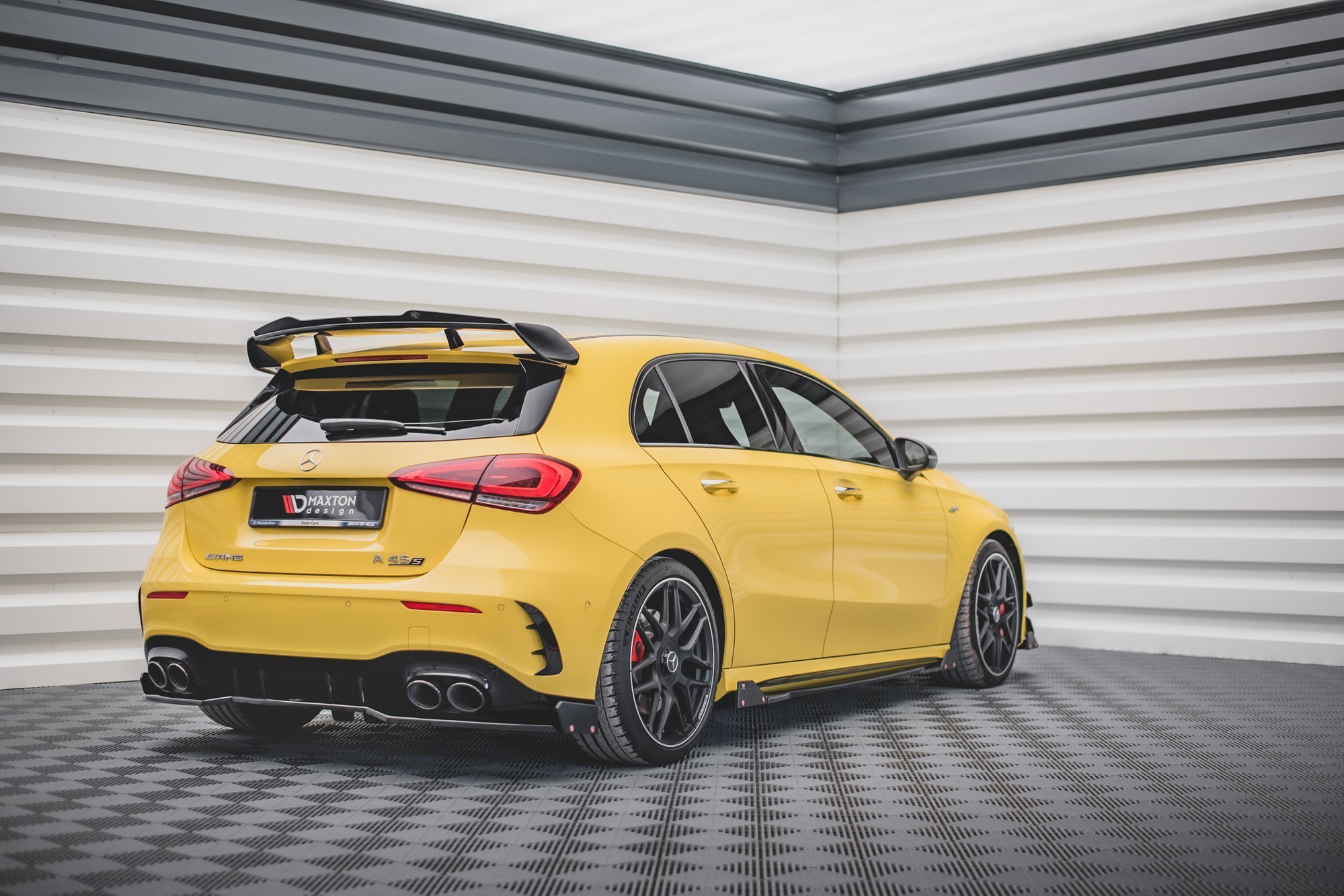 Diffuser Med Flaps Mercedes-AMG A 45 S Aero Pack W177