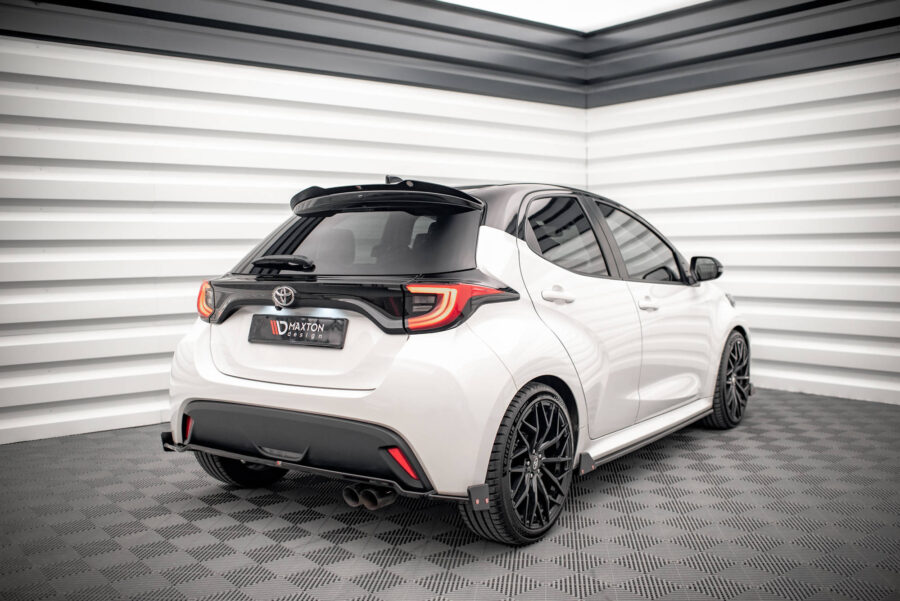 Diffuser V.1 Med Flaps Toyota Yaris Mk4 – bilde 1 av 6