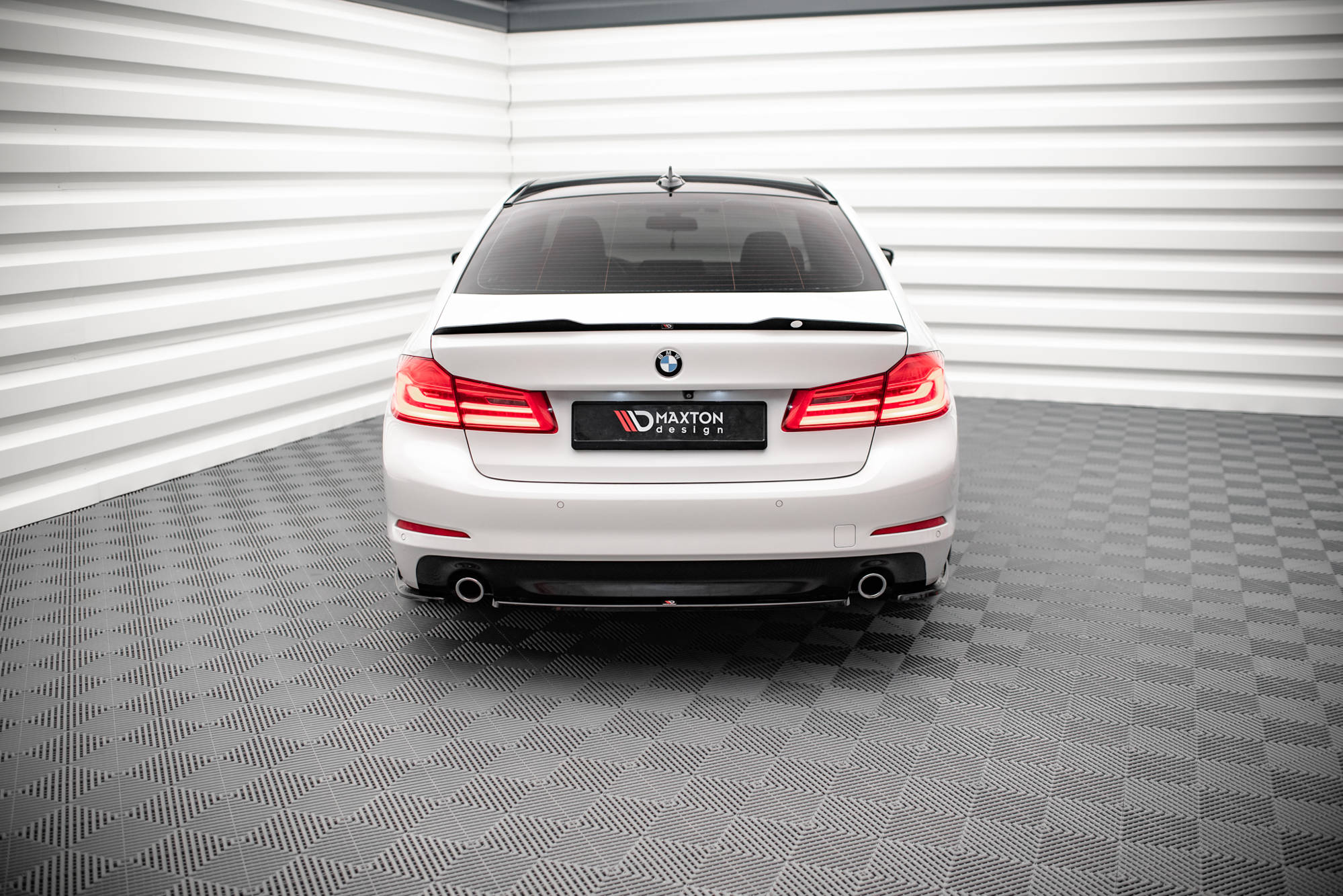 Diffuser BMW 5 Sedan G30 - Bilde 2
