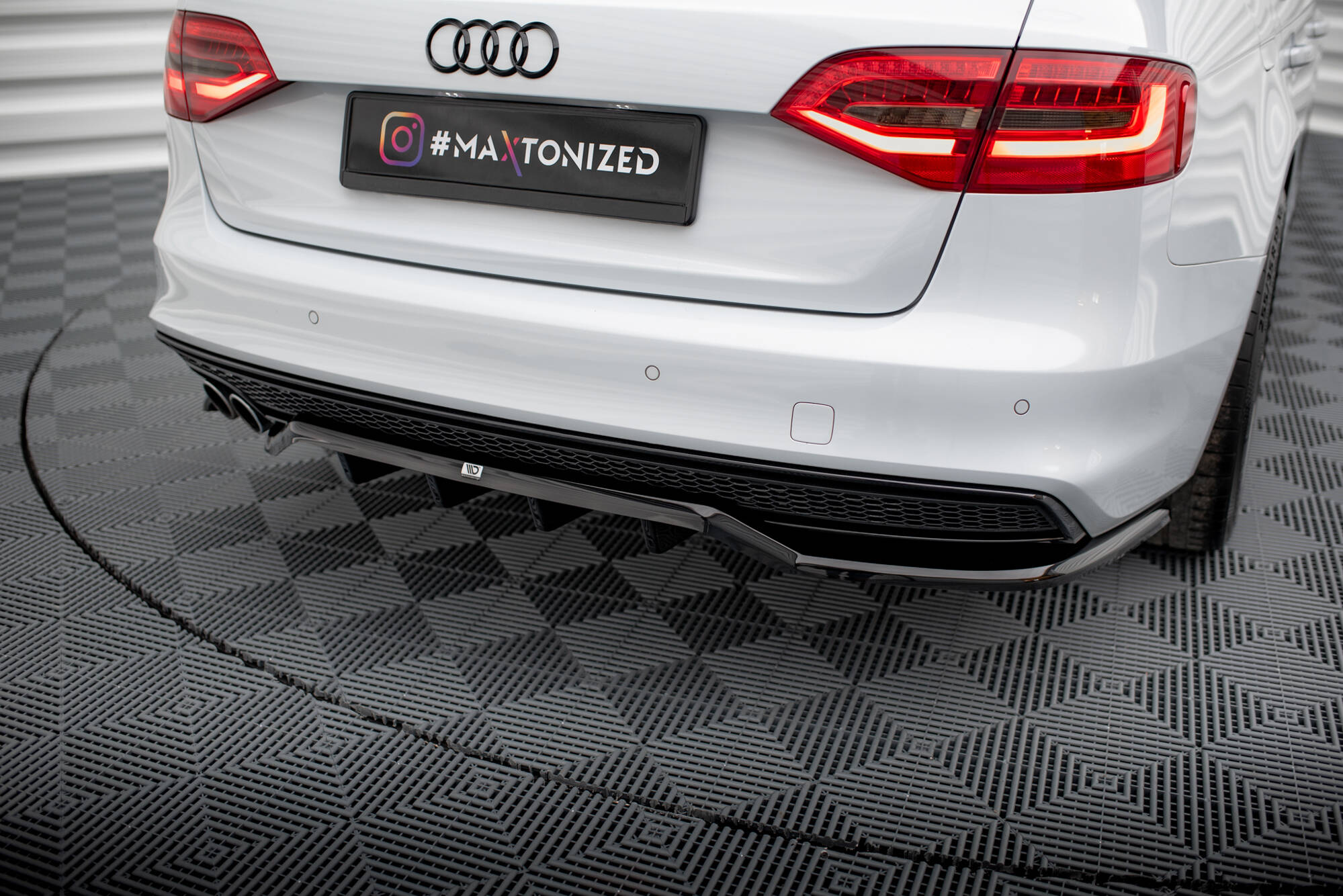 Diffuser Audi A4 Competition B8 Facelift