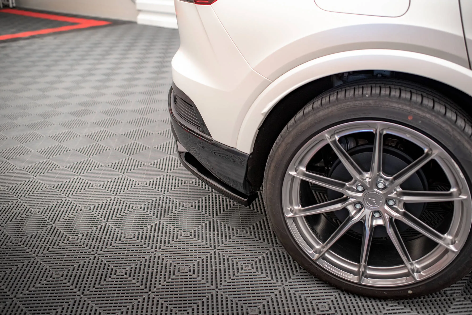 Diffuser Audi Q4 e-tron Sportback S-line Mk1 - Bilde 3