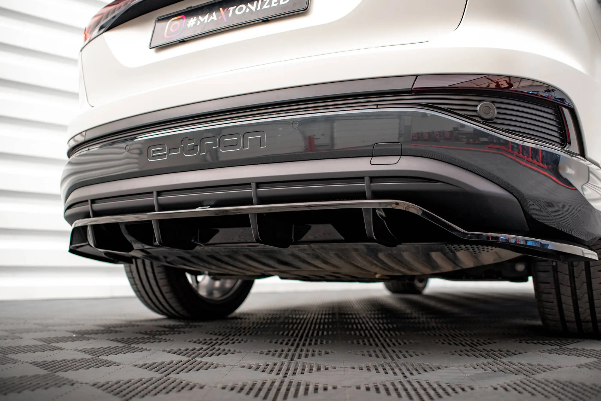 Diffuser Audi Q4 e-tron Sportback S-line Mk1
