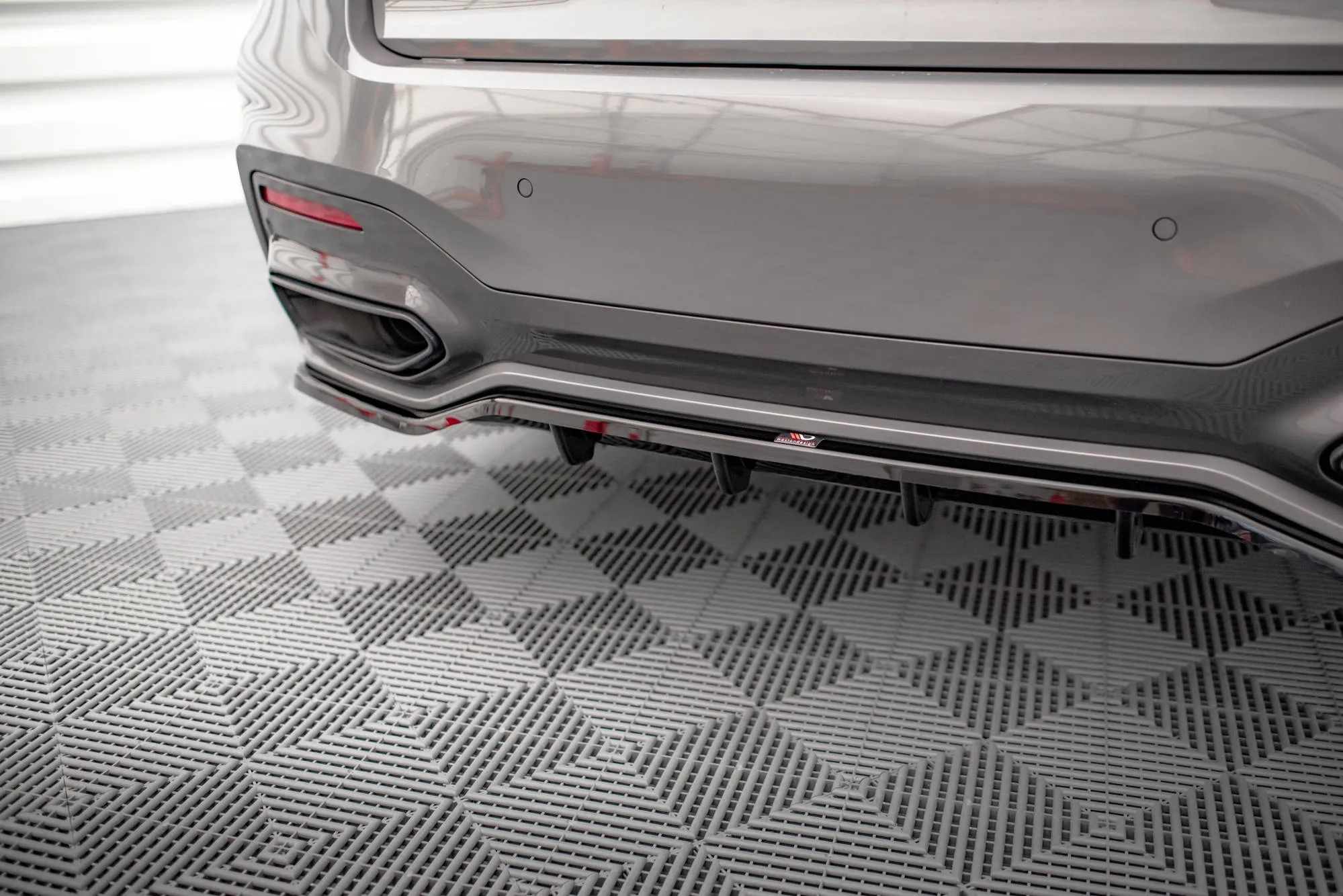 Diffuser V.1 BMW 7 M-Pack G11 / G12 Facelift - Bilde 2