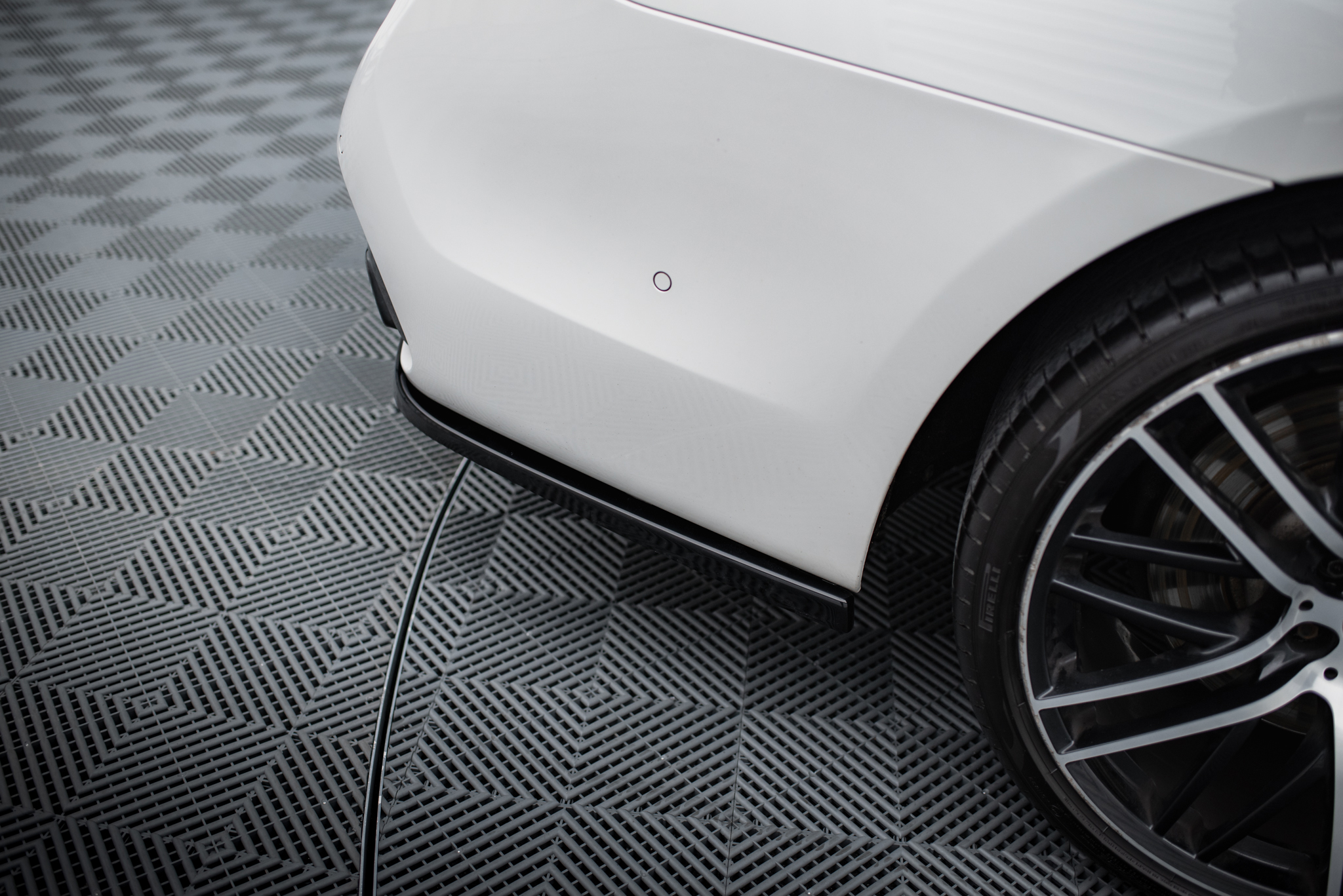 Diffuser BMW 7 M-Pack G11 /G12 - Bilde 3