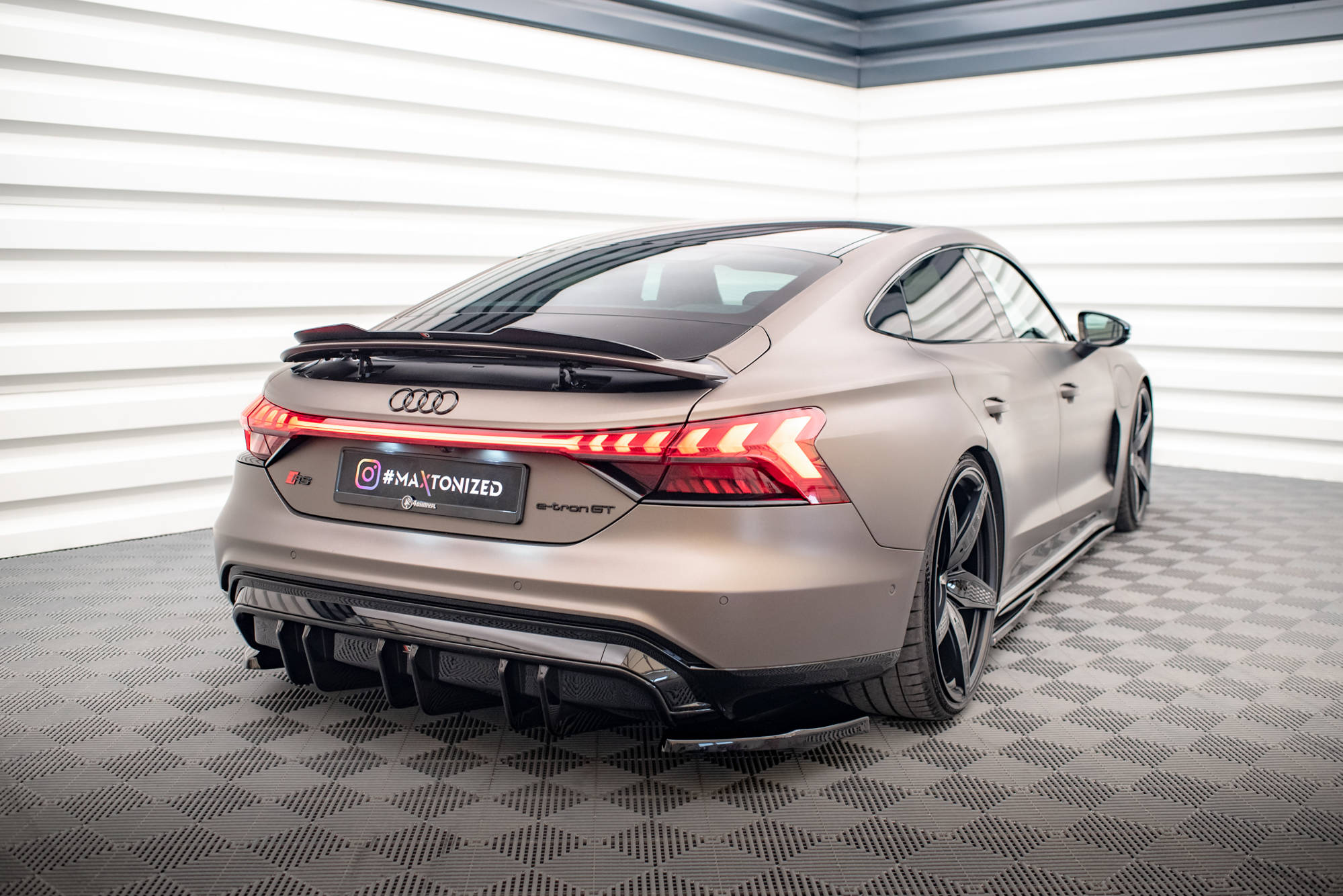 Diffuser Audi e-Tron GT / RS GT Mk1 - Bilde 6