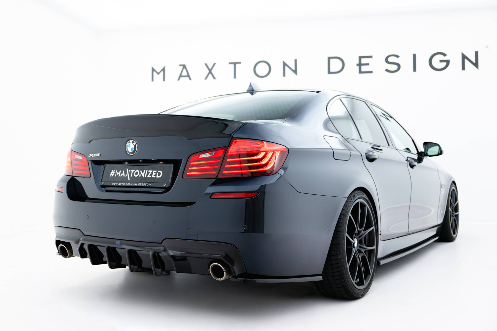 Diffuser V.2 BMW 5 M-Pack F10 / F11 (Versjon med to enkle eksosanlegg)