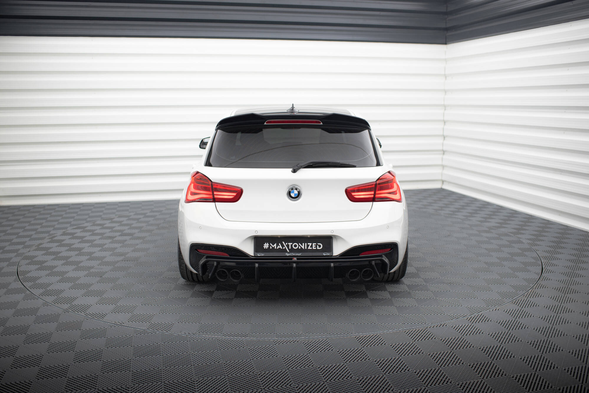 Diffuser V.3 BMW 1 M-Pack / M140i F20 Facelift - Bilde 2