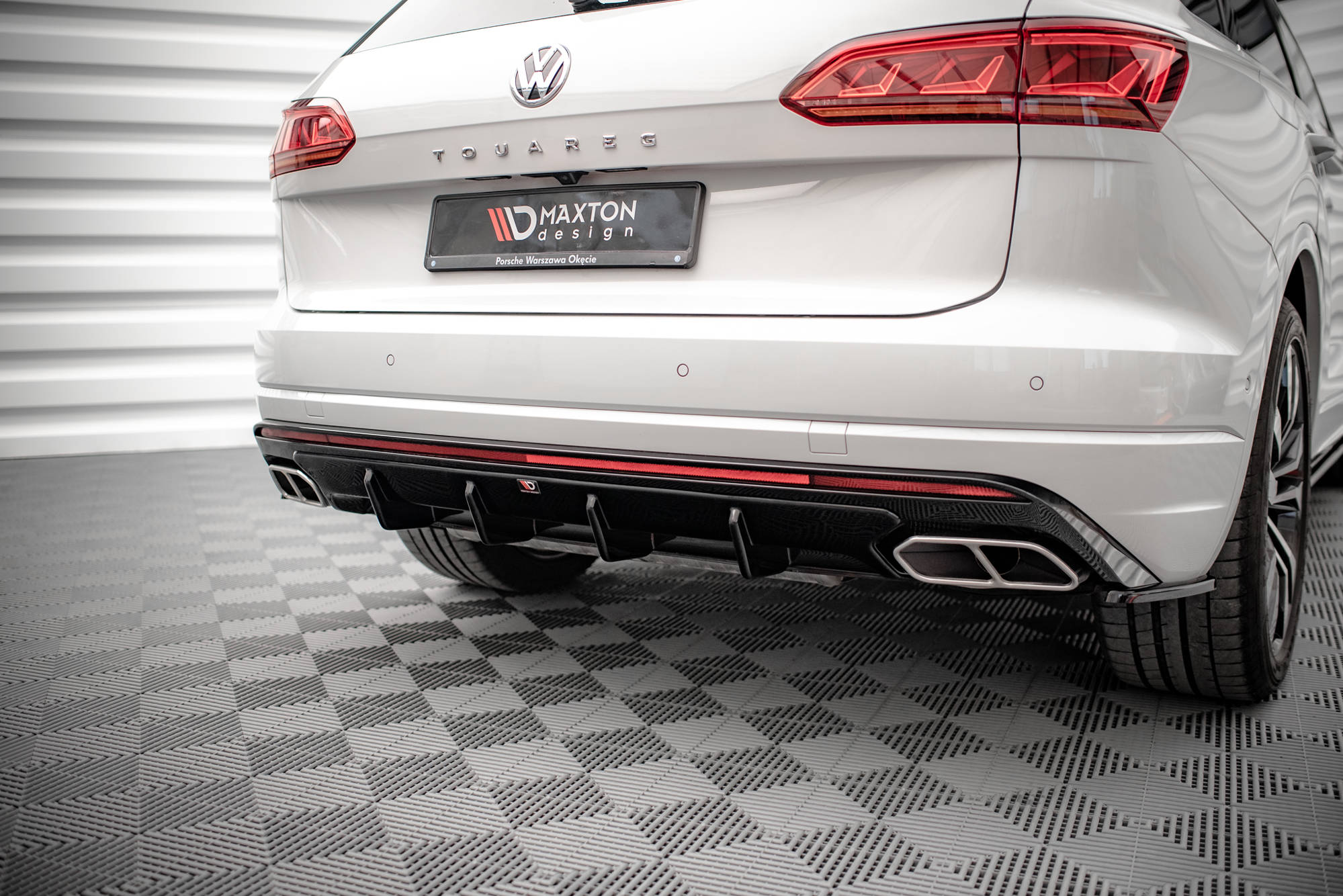 Diffuser Volkswagen Touareg R-line Mk3