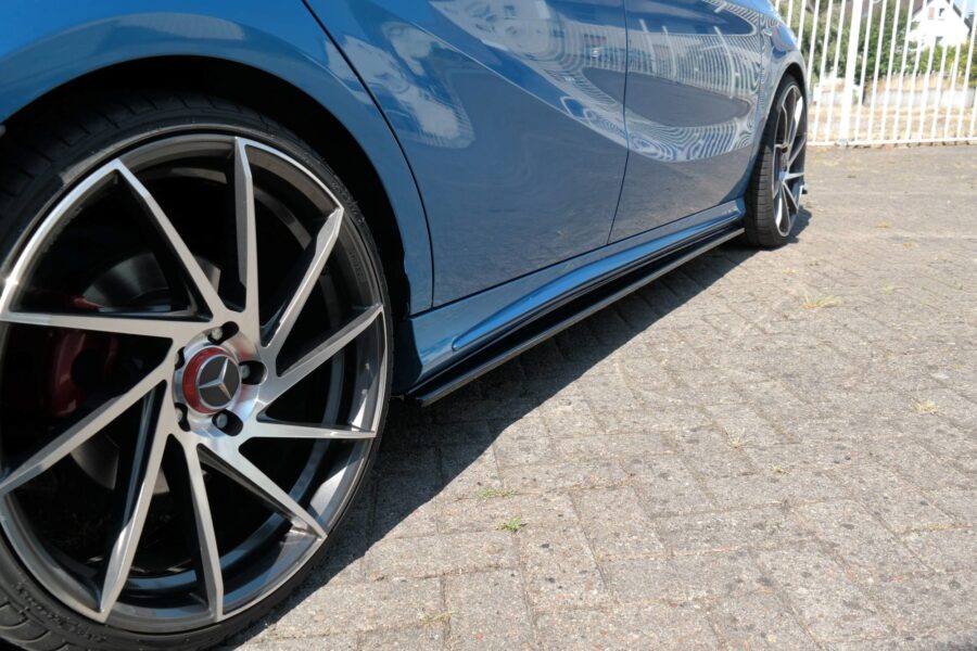 Sideskjørt MERCEDES-BENZ W176 AMG-LINE – bilde 1 av 5
