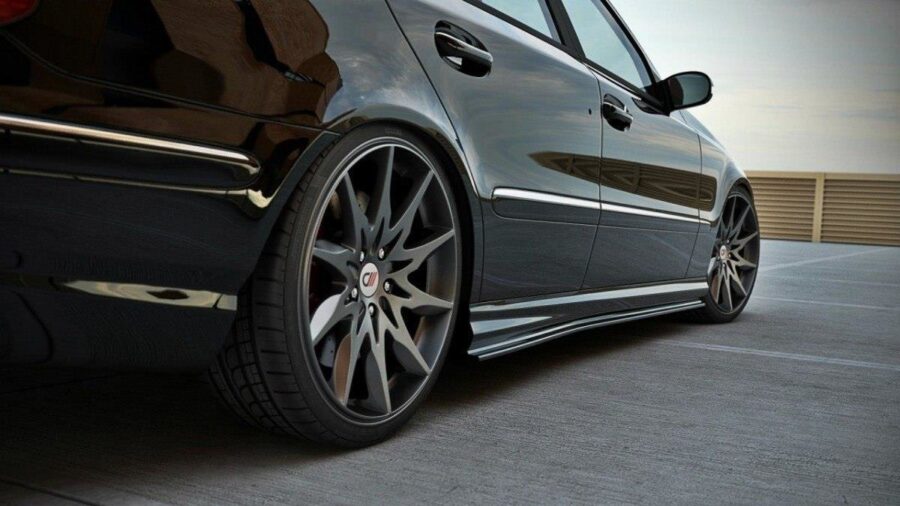 Sideskjørt Mercedes E-Class W211 AMG – bilde 2 av 3