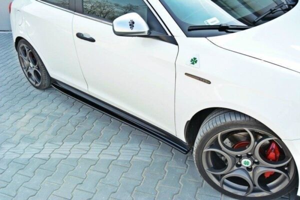 Sideskjørt V.1 Alfa Romeo Giulietta – bilde 1 av 5