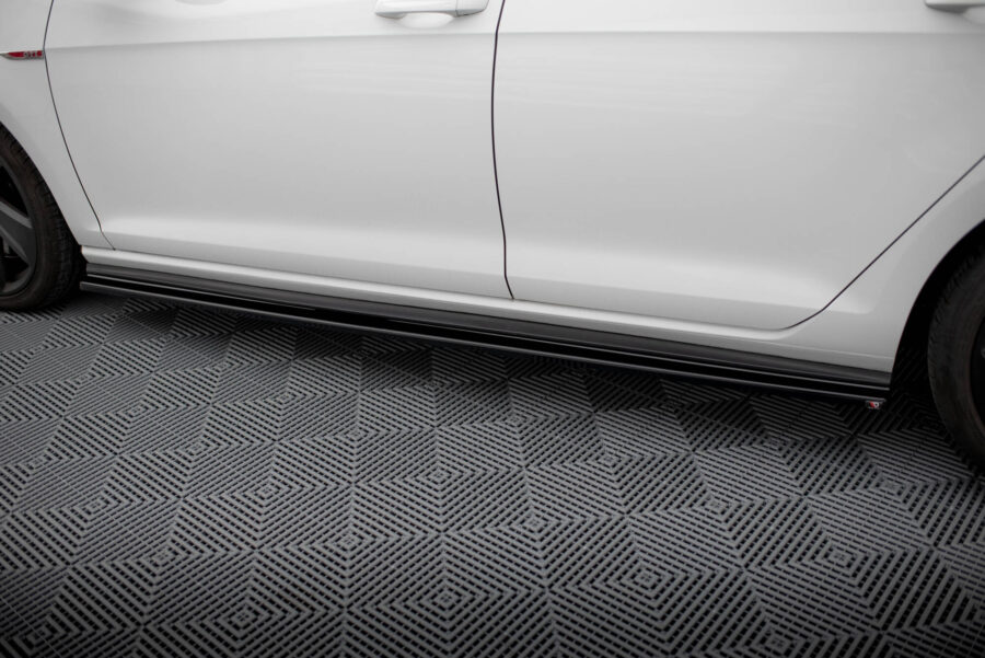 Sideskjørt VW Golf 7 GTI PREFACE/Facelift (szerokie) – bilde 3 av 5