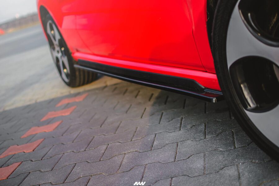 Sideskjørt Volkswagen Polo GTI Mk5 – bilde 1 av 3