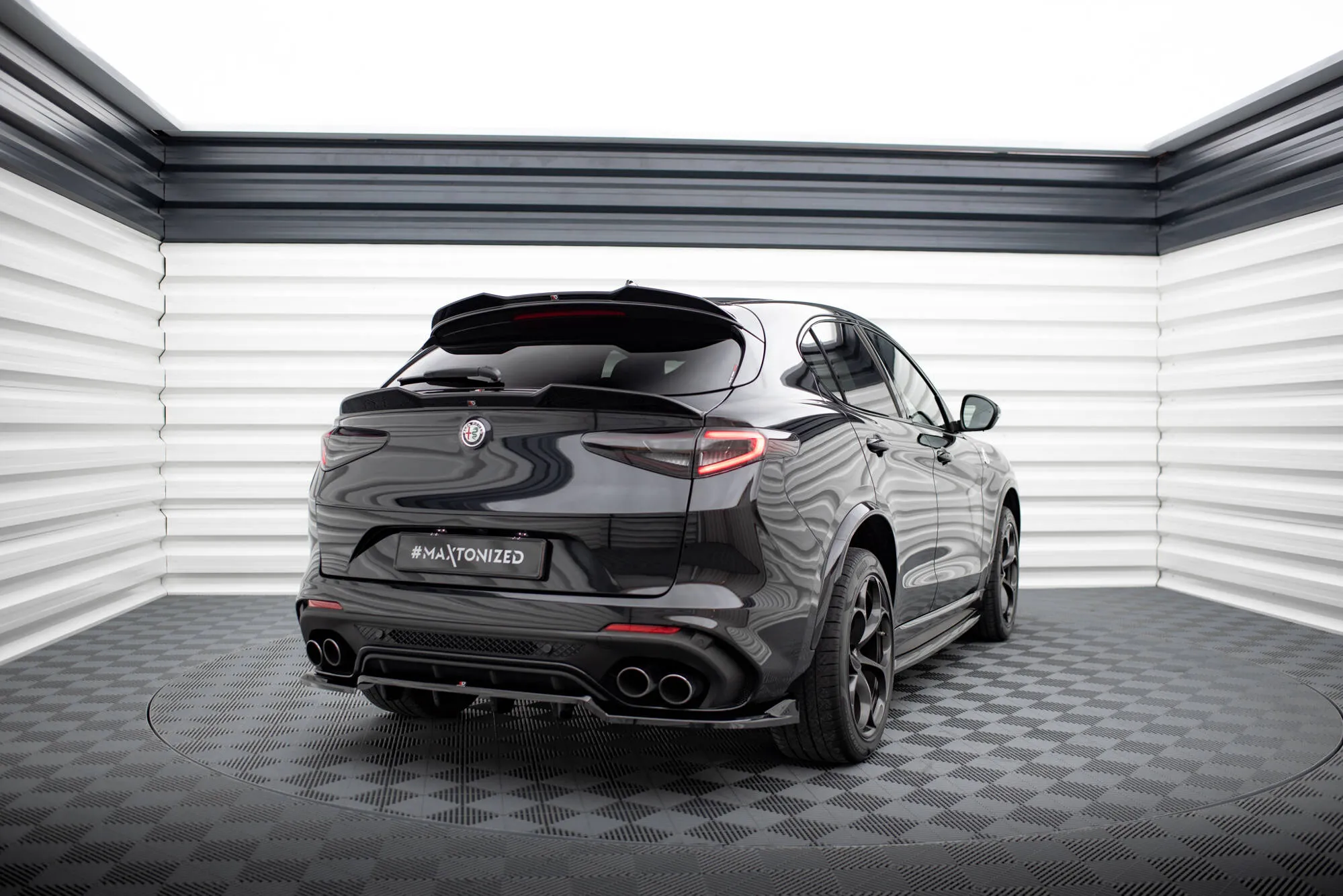 Splittersett Alfa Romeo Stelvio Quadrifoglio Mk1 - Bilde 10