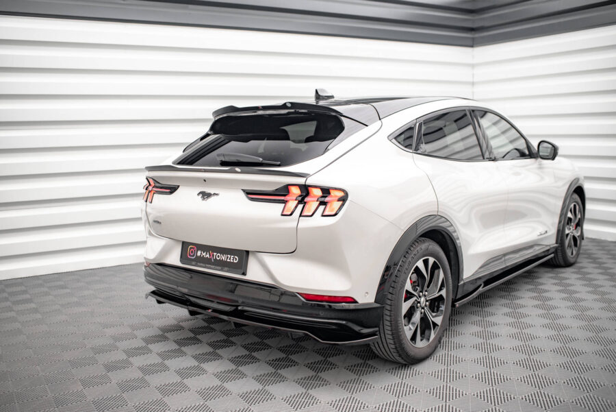 Splittersett Ford Mustang Mach-E Mk1 – bilde 12 av 24