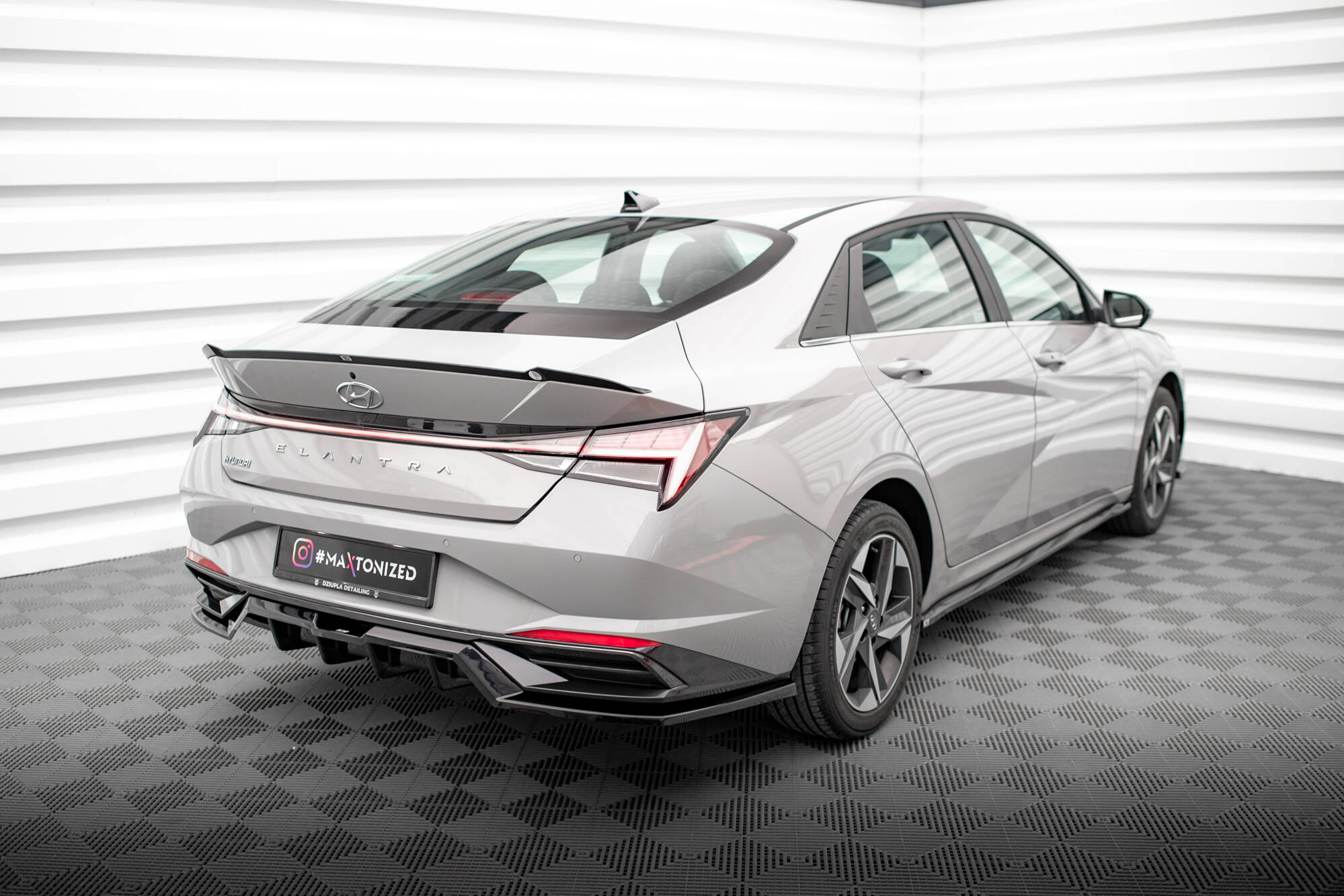 Splittersett Hyundai Elantra Mk7 - Bilde 10