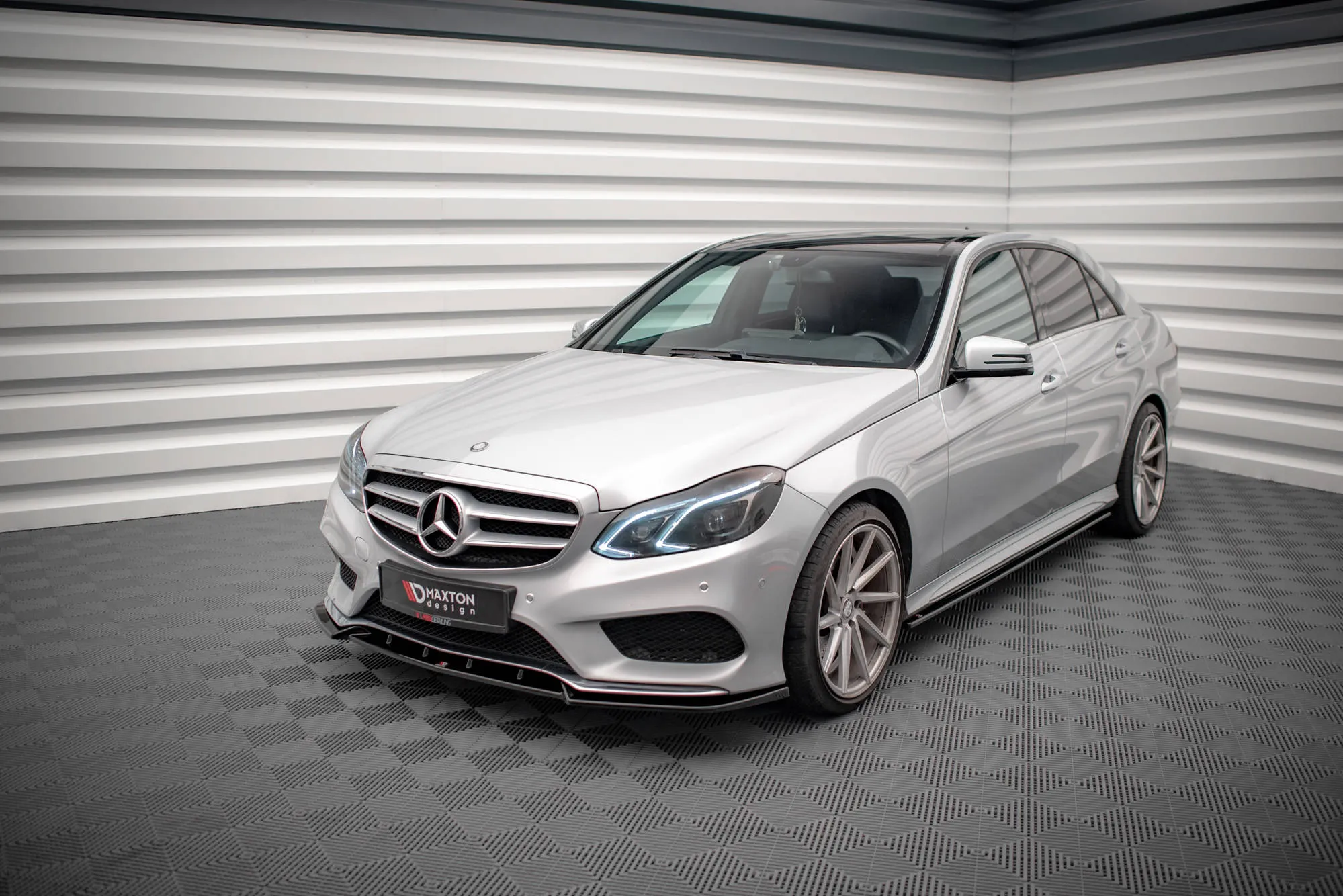 Splittersett Mercedes-Benz E AMG-Line Sedan W212 Facelift - Bilde 4