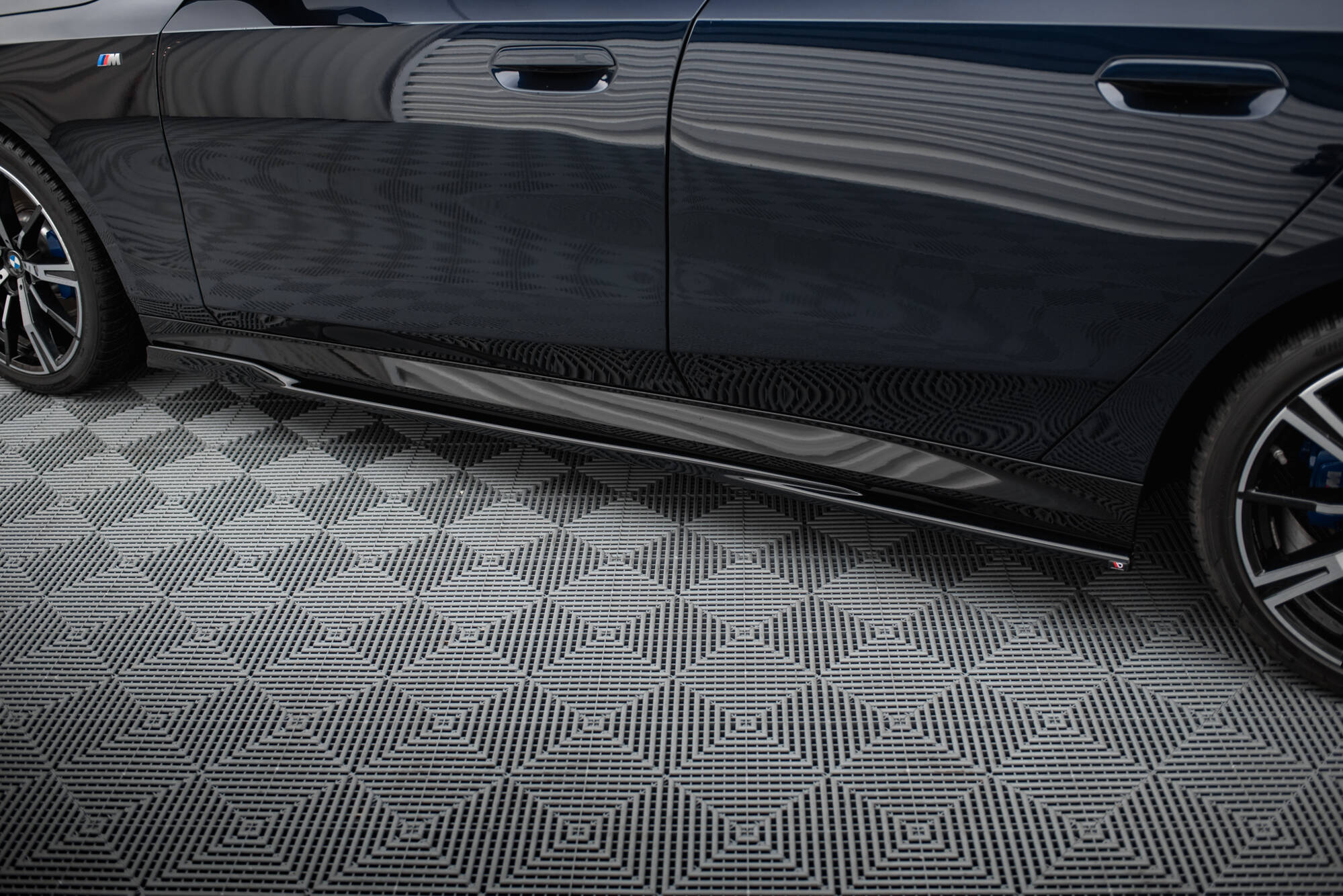 Splittersett V.1 BMW 5 M-Pack G60 - Bilde 6