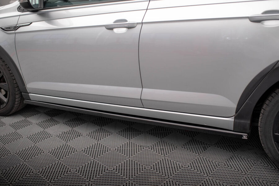 Splittersett Volkswagen Taigo R-Line Mk1 – bilde 6 av 20